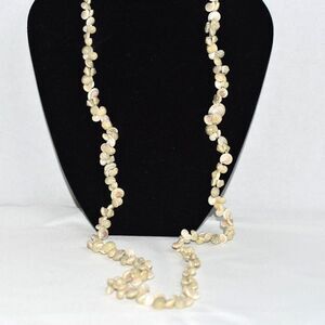 Vtg Single Strand Stacked Beige Umbonium Hawaiian Snail Shells 35" Necklace
